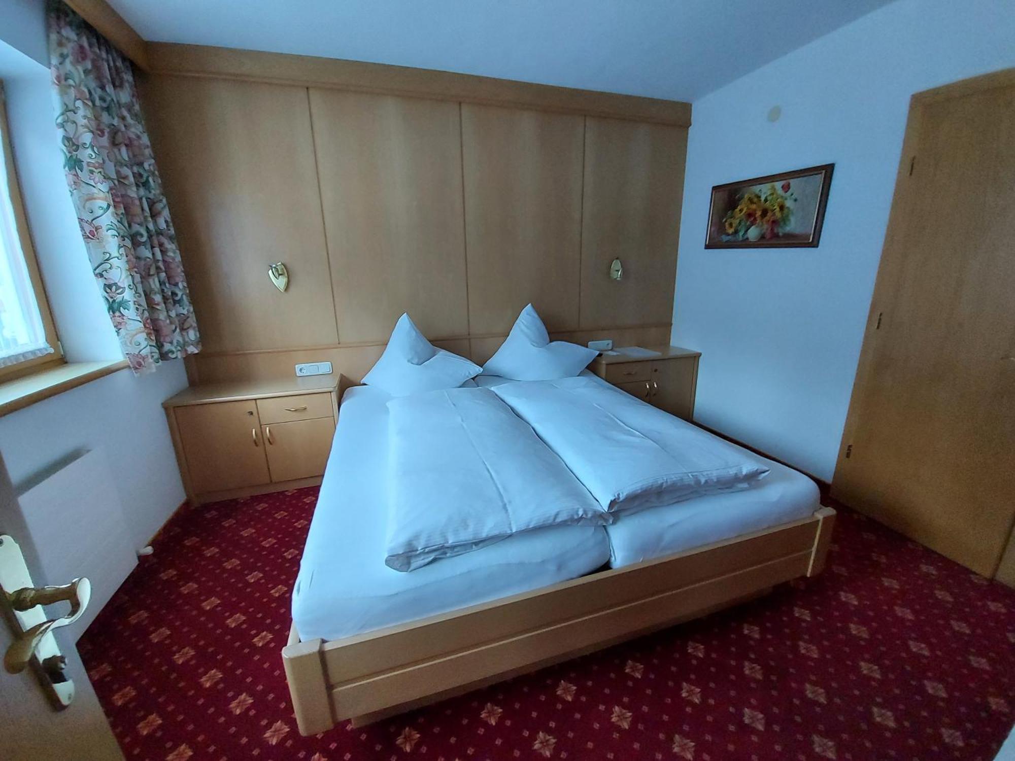 Hotel Haus Monika Und Haus Claudia Mayrhofen Exteriér fotografie