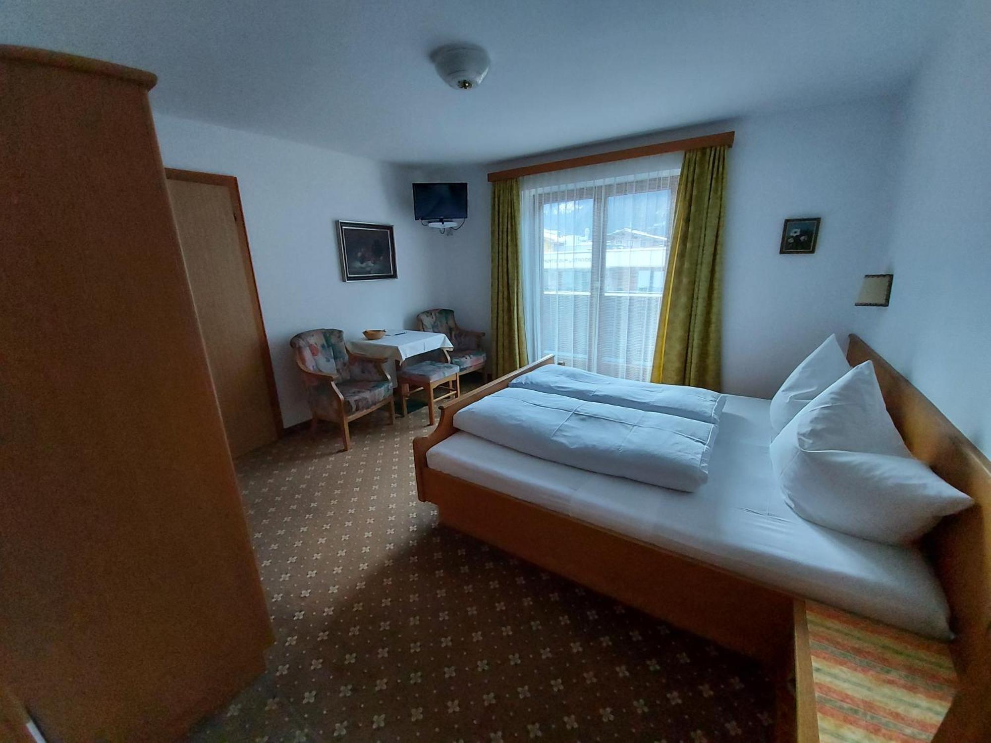 Hotel Haus Monika Und Haus Claudia Mayrhofen Exteriér fotografie
