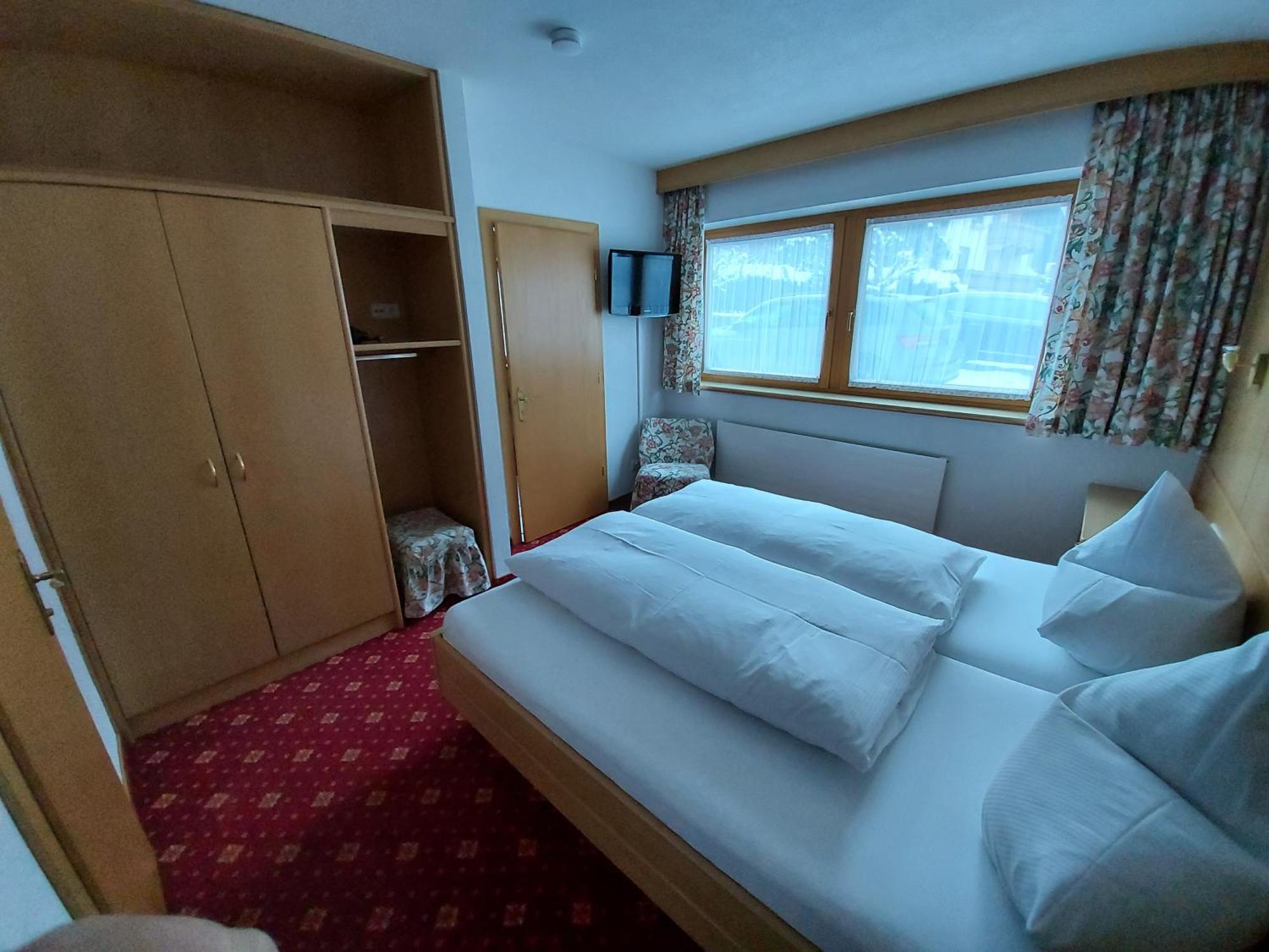 Hotel Haus Monika Und Haus Claudia Mayrhofen Exteriér fotografie