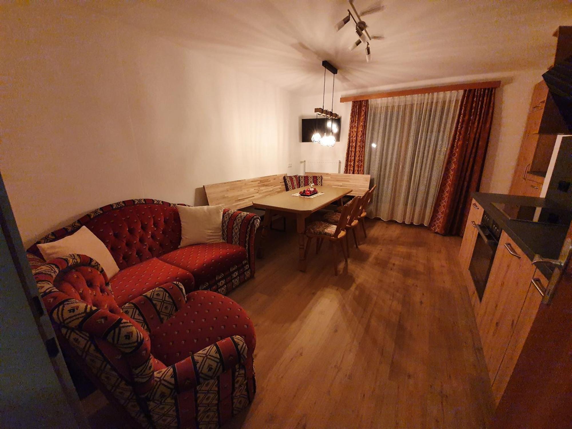 Hotel Haus Monika Und Haus Claudia Mayrhofen Exteriér fotografie