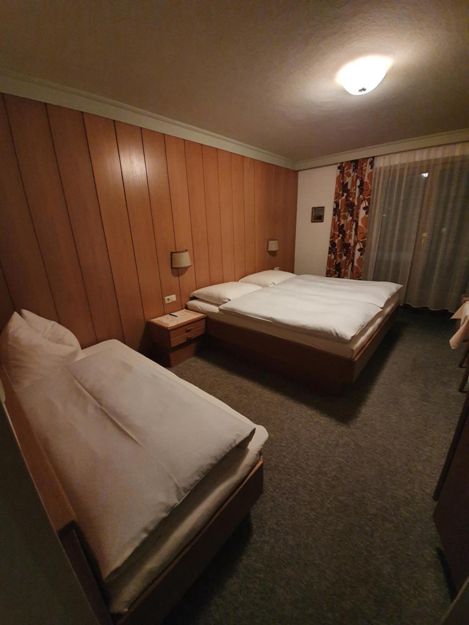 Hotel Haus Monika Und Haus Claudia Mayrhofen Exteriér fotografie